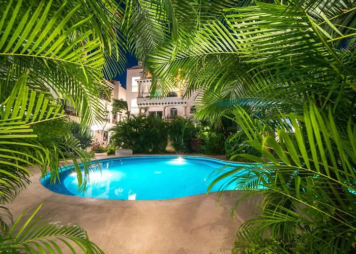 2 Bedroom- Tropical Oasis In The Heart Of - At Gaviotas